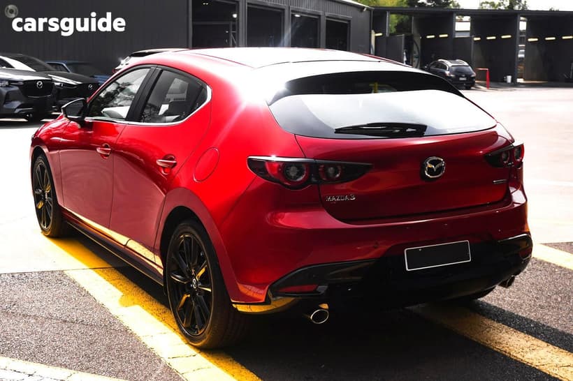 Red 2026 Mazda Mazda3 Hatchback G25 Evolve Sp Vision