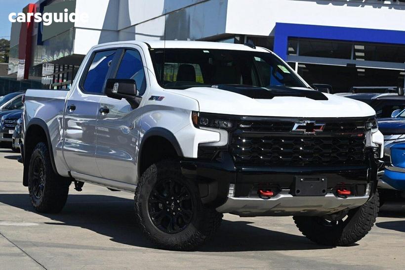 White 2026 Chevrolet Silverado Crew Cab Pickup 1500 Zr2