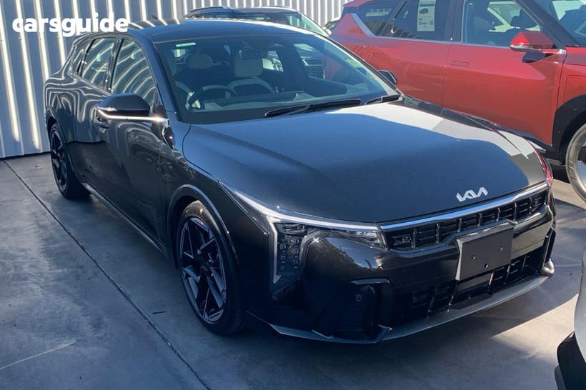 Black 2026 Kia K4 Hatchback Gt-Line