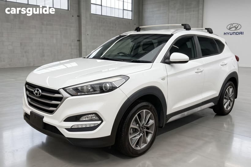 White 2017 Hyundai Tucson Wagon Active X (Fwd)