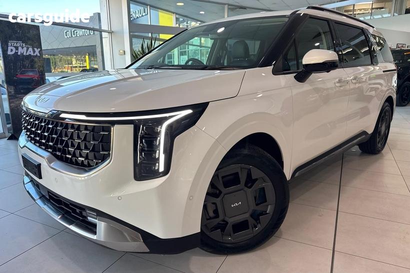 White 2025 Kia Carnival Wagon Gt-Line Hev