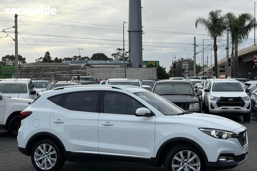White 2024 MG ZS Wagon Excite