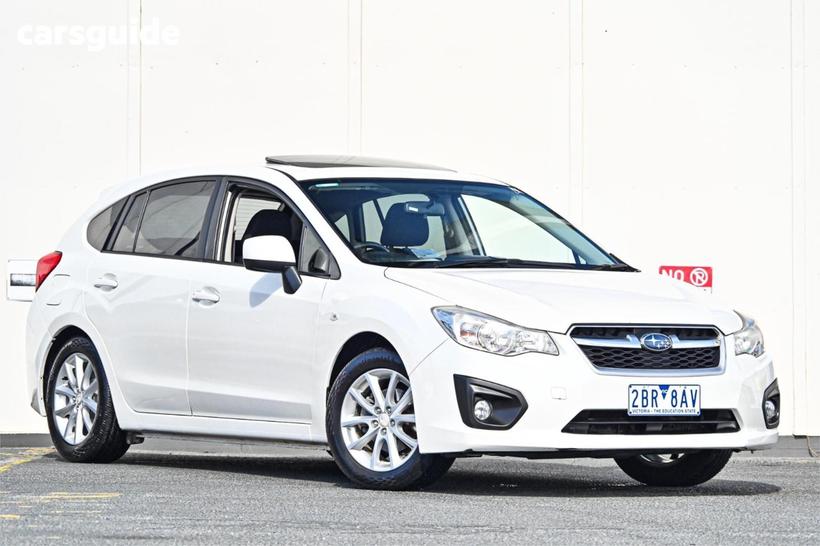 White 2013 Subaru Impreza Hatchback 2.0I-L (Awd)