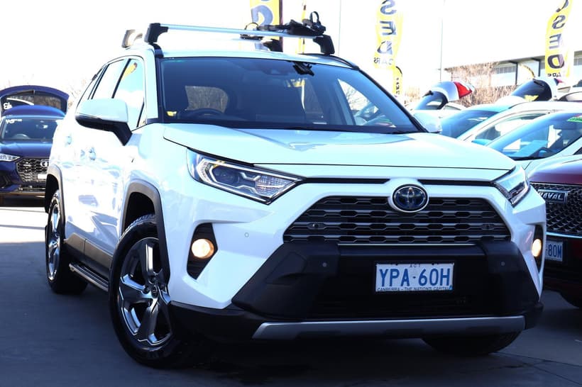 White 2021 Toyota RAV4 Wagon Gxl (Awd) Hybrid