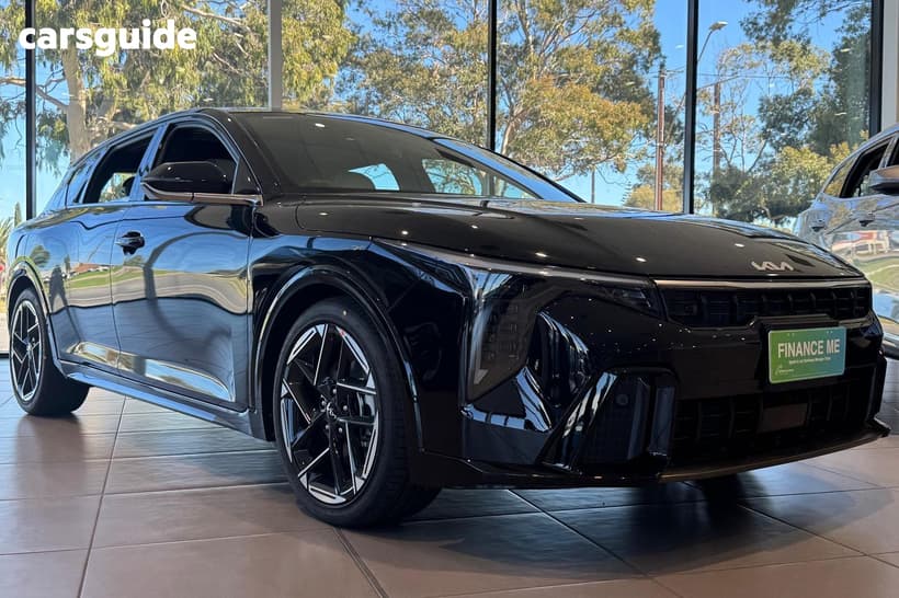 Black 2025 Kia K4 Hatchback Gt-Line
