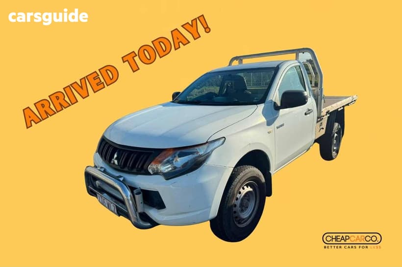 White 2016 Mitsubishi Triton Cab Chassis Glx