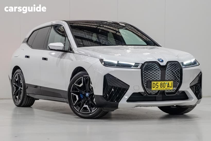 White 2022 BMW IX Wagon Xdrive40 Sport