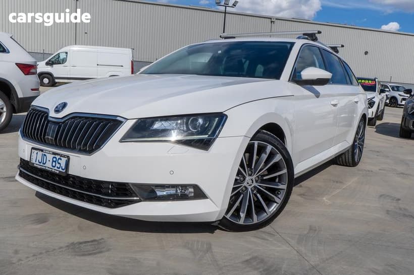 White 2016 Skoda Superb Wagon 206 Tsi