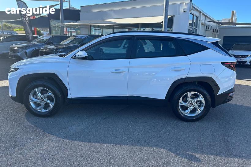 White 2024 Hyundai Tucson Wagon (Fwd)