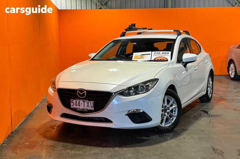 White 2014 Mazda 3 Hatchback Touring