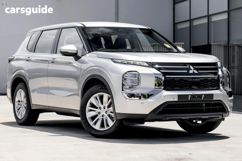 Silver 2025 Mitsubishi Outlander Wagon Es 5 Seat (2Wd)