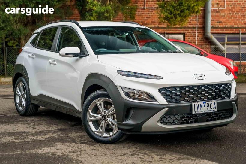 White 2022 Hyundai Kona Wagon Active (Fwd)