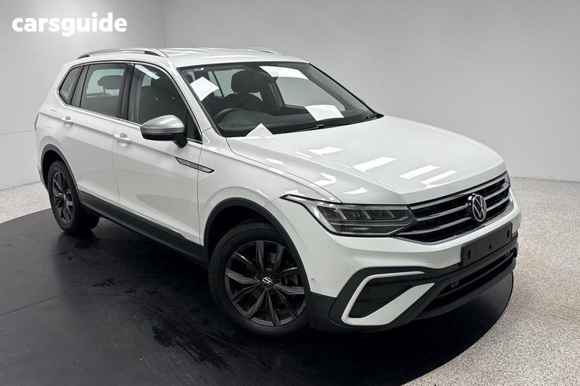 White 2023 Volkswagen Tiguan Wagon Allspace 110Tsi Life