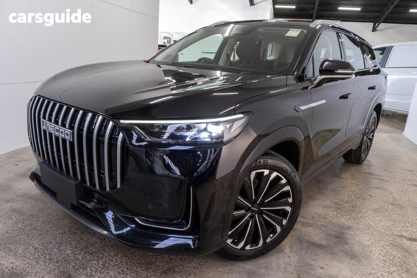 Black 2025 Jaecoo J8 Wagon Track
