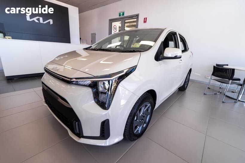 Beige 2025 Kia Picanto Hatchback Sport (Pe2)