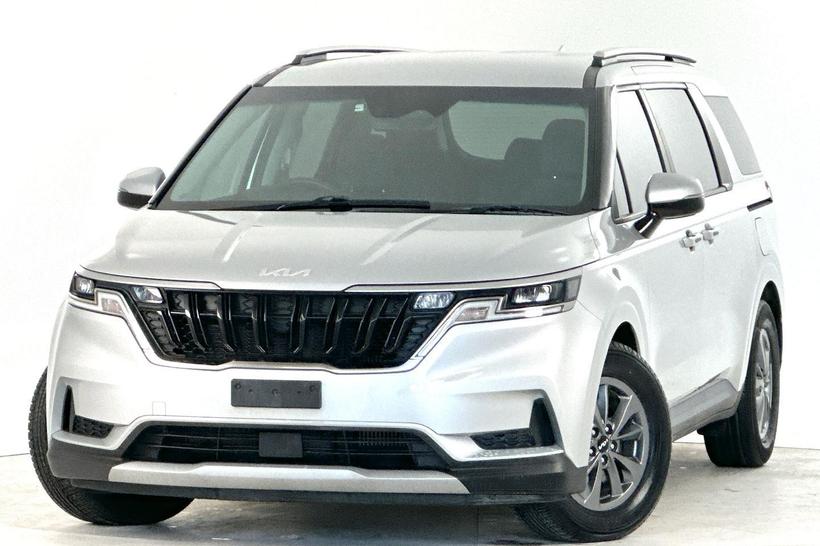 Silver 2022 Kia Carnival Wagon S