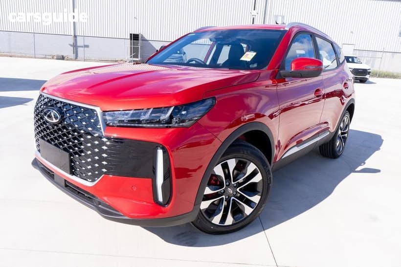 Red 2026 Chery Tiggo 4 Wagon Ultimate