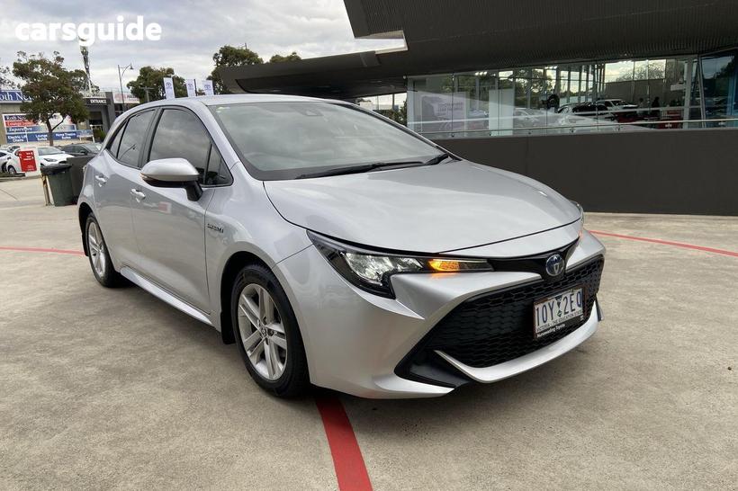 Silver 2018 Toyota Corolla Hatchback Ascent Sport (Hybrid)