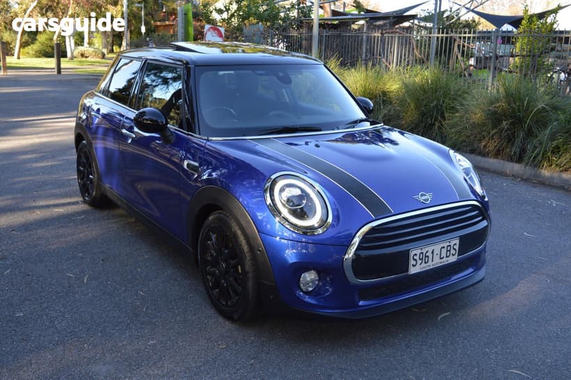 Blue 2019 Mini Cooper Hatchback 5D Hatch