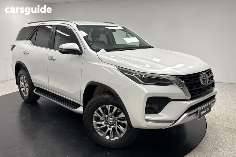 White 2023 Toyota Fortuner Wagon Crusade