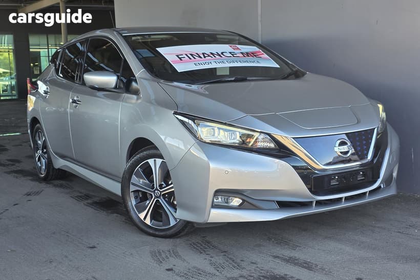 Silver 2019 Nissan Leaf Hatchback