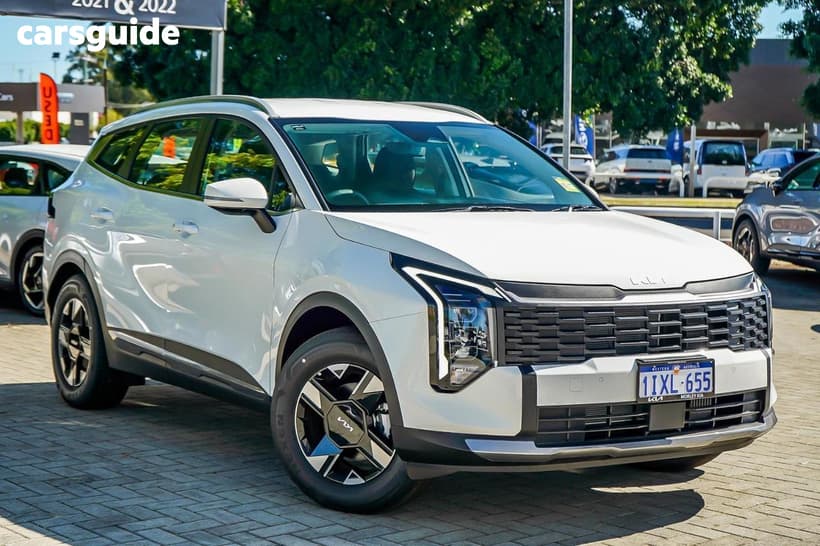 White 2025 Kia Sportage Wagon S (Awd)