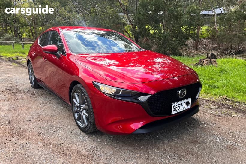 Red 2022 Mazda 3 Hatchback G20 Evolve Vision