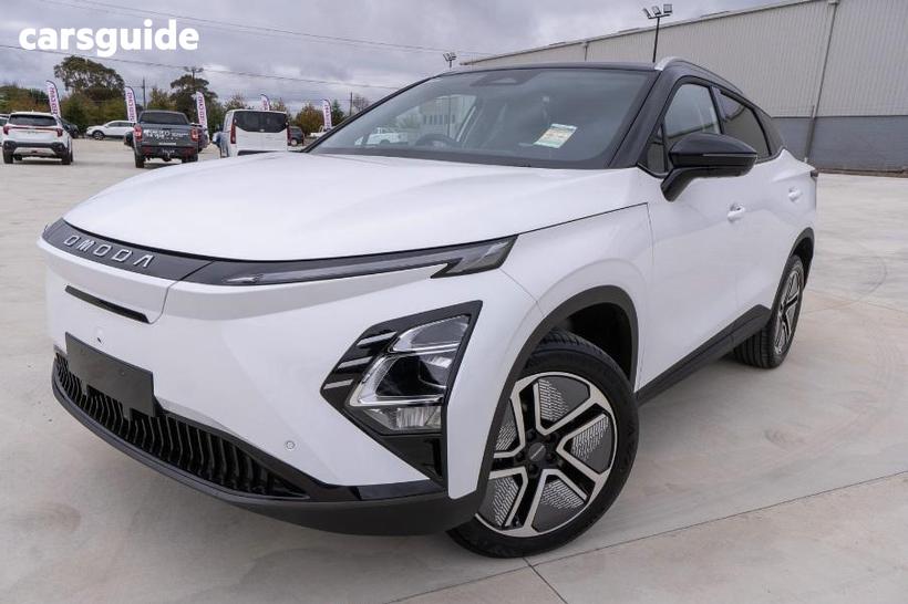 White 2026 Chery E5 Wagon Ultimate