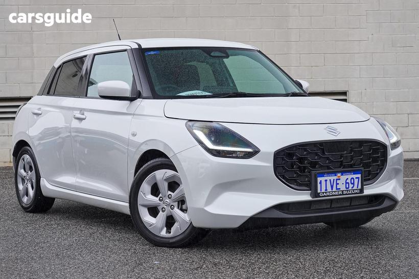 White 2025 Suzuki Swift Hatchback Hybrid Plus