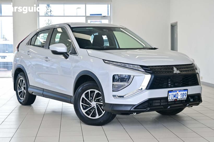 White 2025 Mitsubishi Eclipse Cross Wagon Es (2Wd)