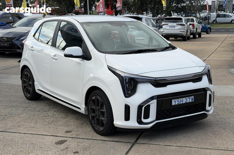 White 2025 Kia Picanto Hatchback Gt Line (Pe2)