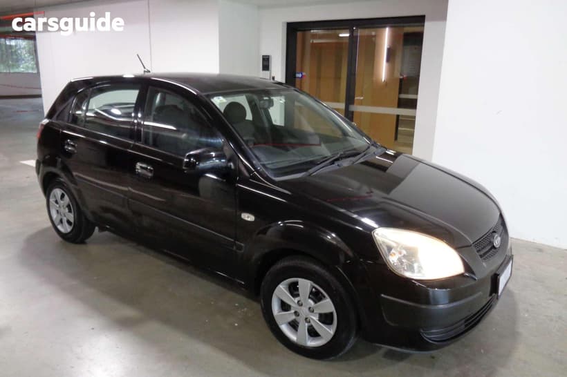 Black 2008 Kia RIO Hatchback Lx