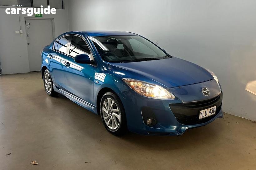 Blue 2013 Mazda 3 Sedan Maxx Sport