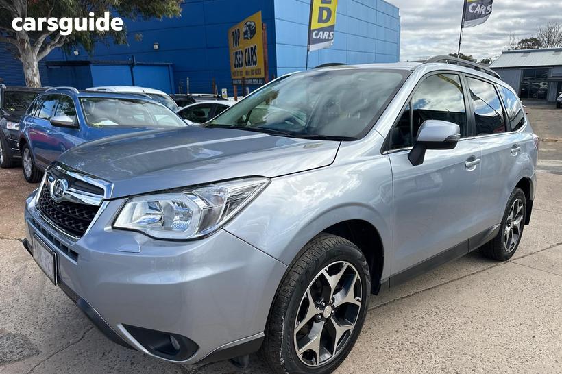 Silver 2014 Subaru Forester Wagon 2.5I-S