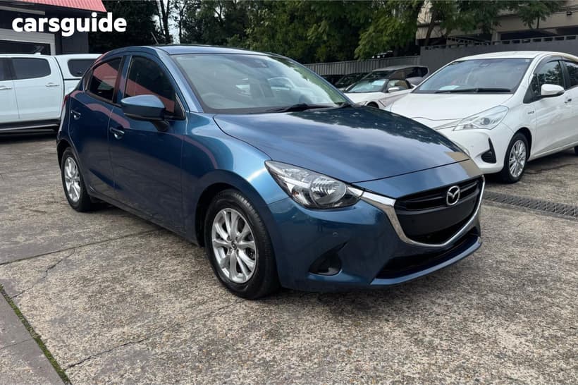 Blue 2017 Mazda 2 Hatchback Maxx