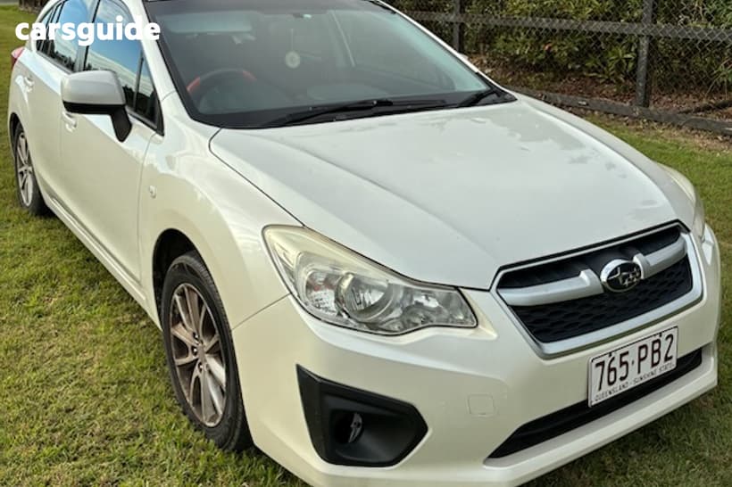 White 2014 Subaru Impreza Hatchback 2.0I (Awd)