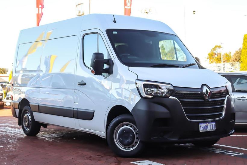 White 2023 Renault Master Van Pro Mwb Fwd (120Kw) L2H2