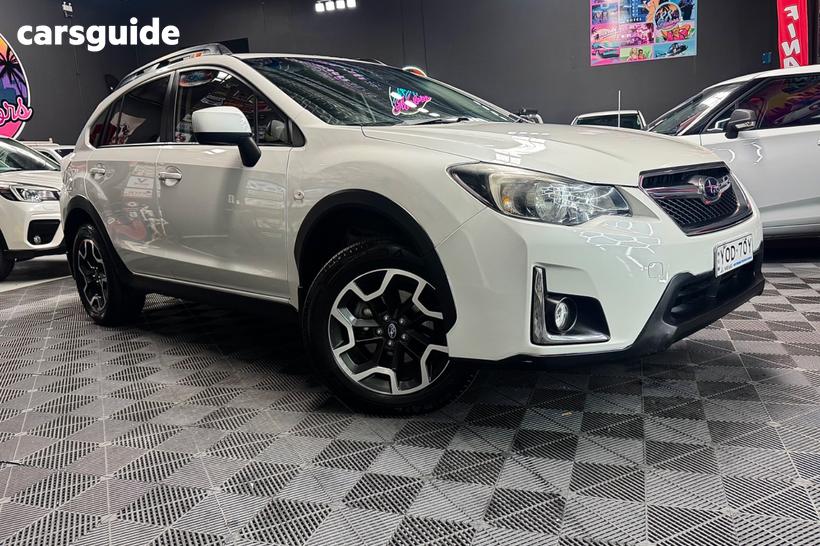 White 2017 Subaru XV Wagon 2.0I