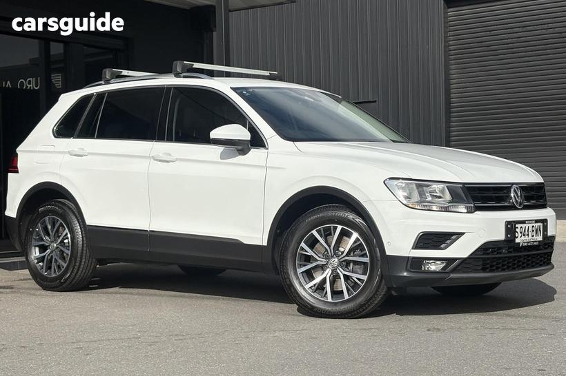 White 2018 Volkswagen Tiguan Wagon 132 Tsi Comfortline