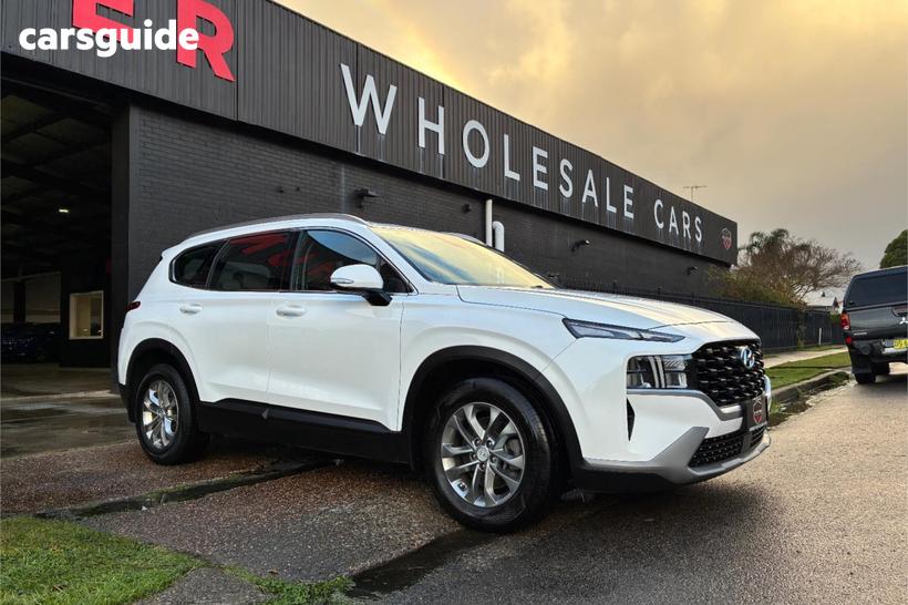 White 2023 Hyundai Santa FE Wagon Mpi (2Wd)