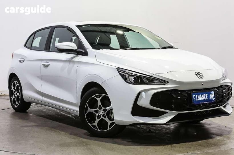 White 2025 MG MG3 Hatchback Essence