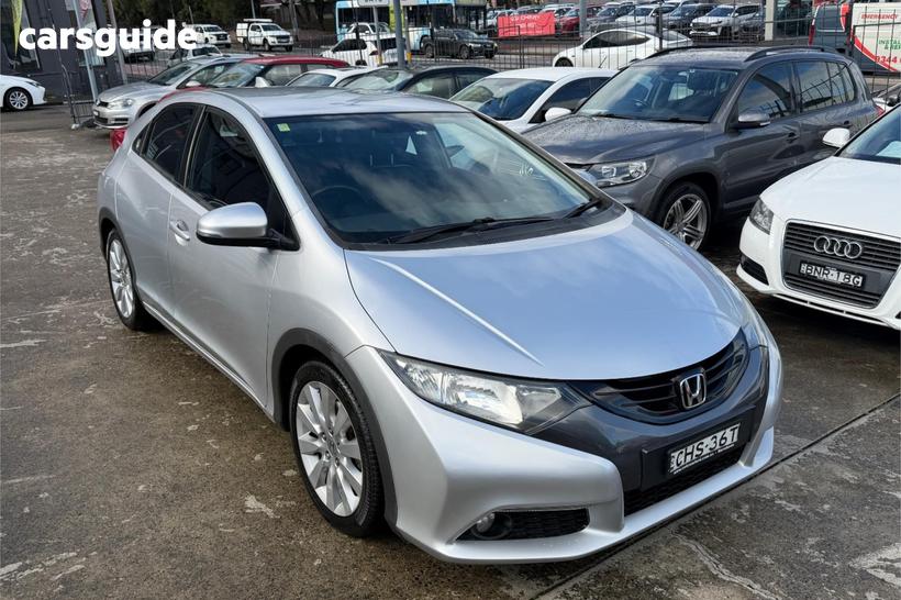 Silver 2012 Honda Civic Hatchback Vti-L