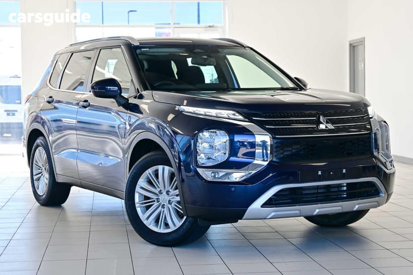 Blue 2024 Mitsubishi Outlander Wagon Ls 7 Seat (2Wd)