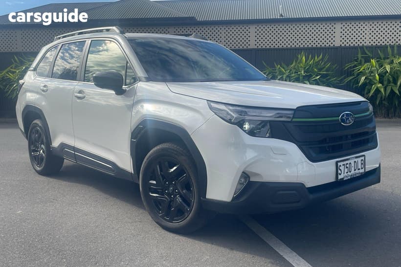 White 2025 Subaru Forester Wagon 2.5I Sport (Awd)