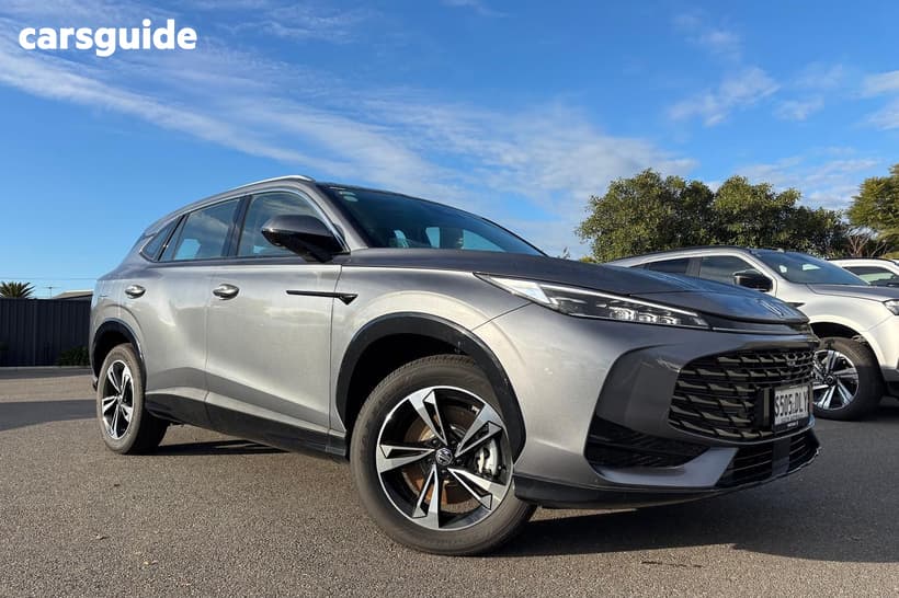 Grey 2025 MG HS Wagon Essence
