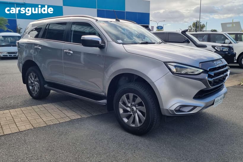 Silver 2023 Isuzu MU-X Wagon Ls-U (4X4)
