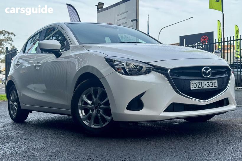 White 2018 Mazda 2 Hatchback Maxx