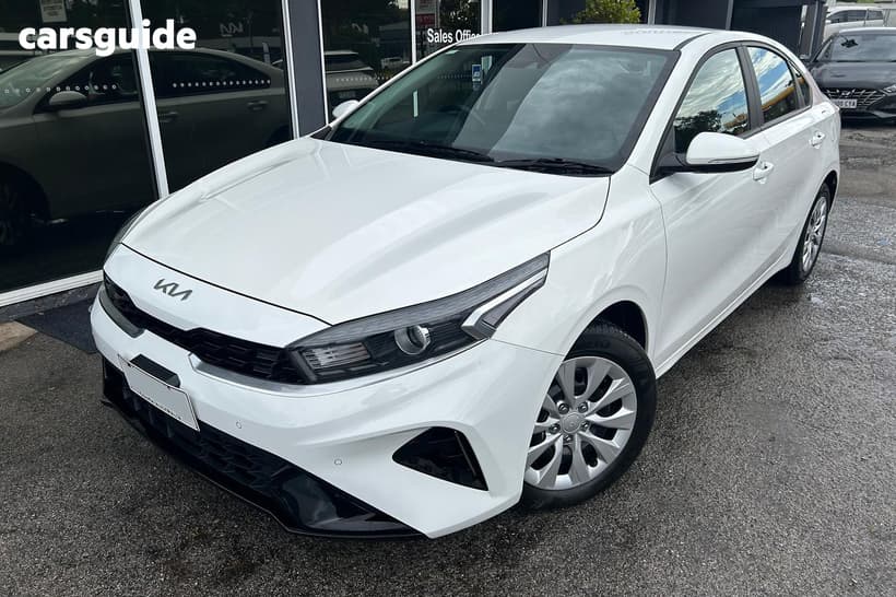 White 2024 Kia Cerato Sedan S
