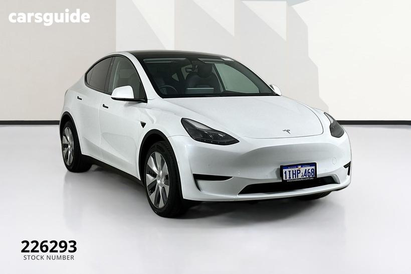 White 2024 Tesla Model Y Wagon Rear-Wheel Drive