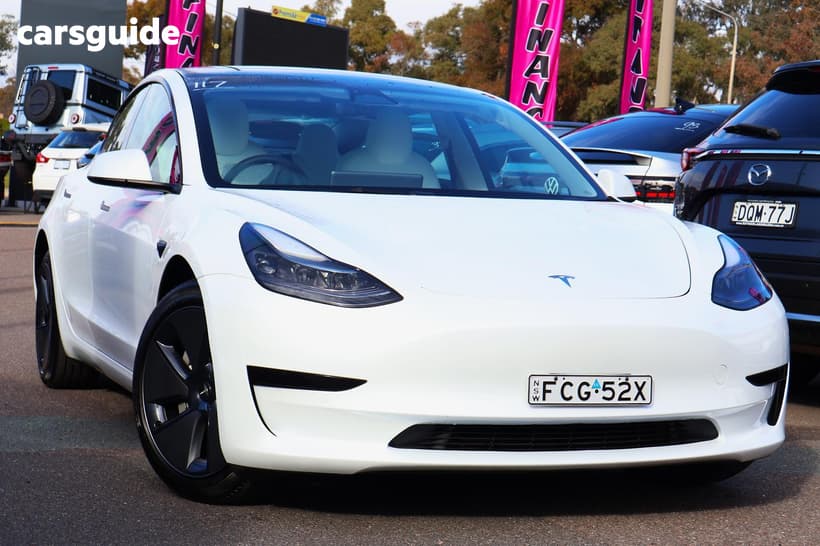 White 2023 Tesla Model 3 Sedan Rear-Wheel Drive